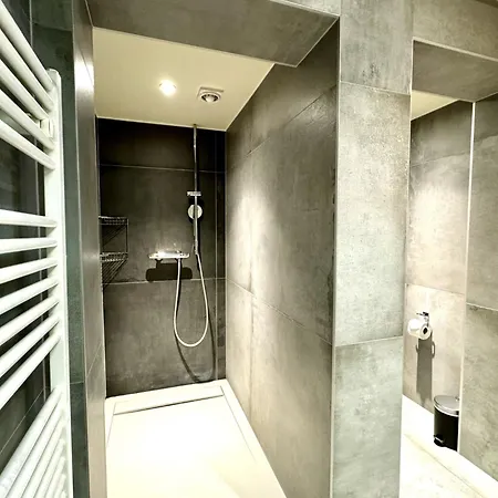 Close To Lake & Chillon Castle, New & Comfortable Veytaux Exterior photo